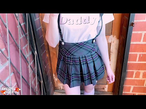 ❤️ Schoolgirl Sucks a dick gu domhainn agus fucks an àite clasaichean. Porno aig gd.courseclass.ru ❌️